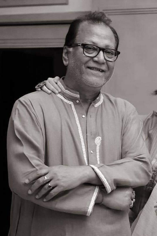 Santu Mukherjee as Raghubir in Kalankini Kankabati