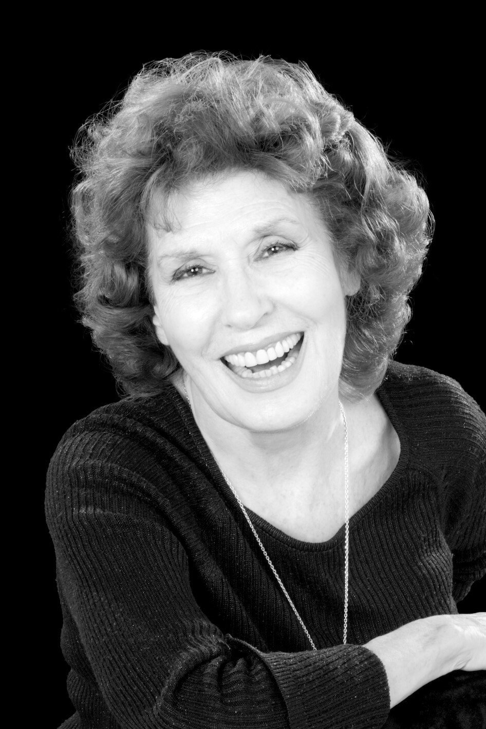Charo Soriano as Regina in De hombre a hombre