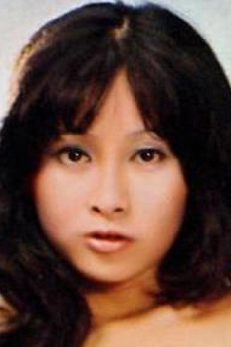 渡辺やよい as Sasaka in Fateful Mountain Pass