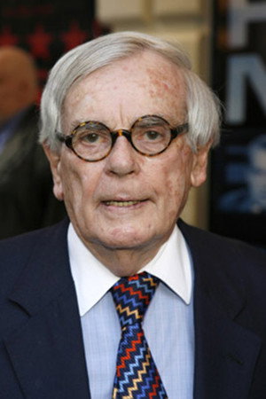 Dominick Dunne as Self (archive footage) in Black White + Gray: A Portrait of Sam Wagstaff and Robert Mapplethorpe
