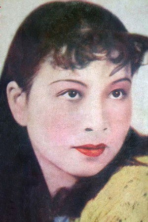 Qing Jiang as Self (archive footage) in Trial
