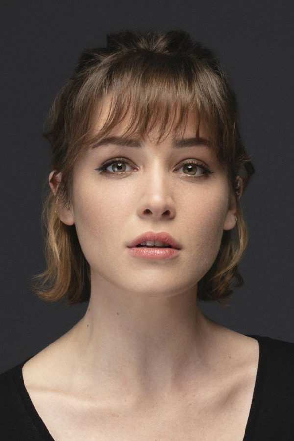 Deniz Işın as Nilüfer Aldur in The One I Love