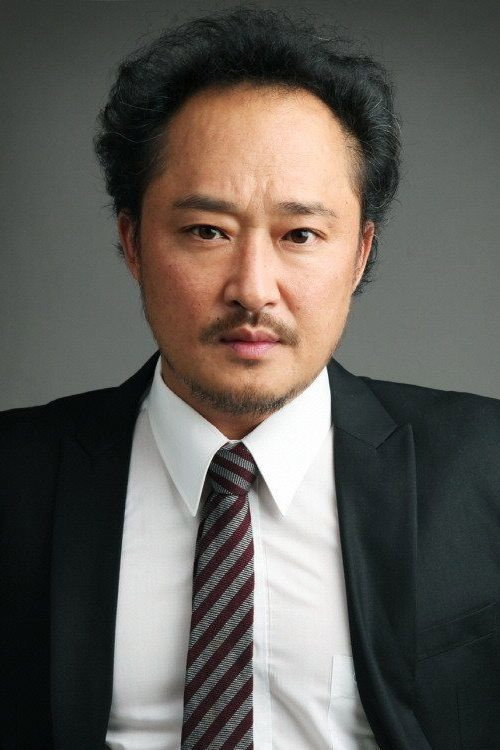 김정팔 as Government Official in My Only Love Song