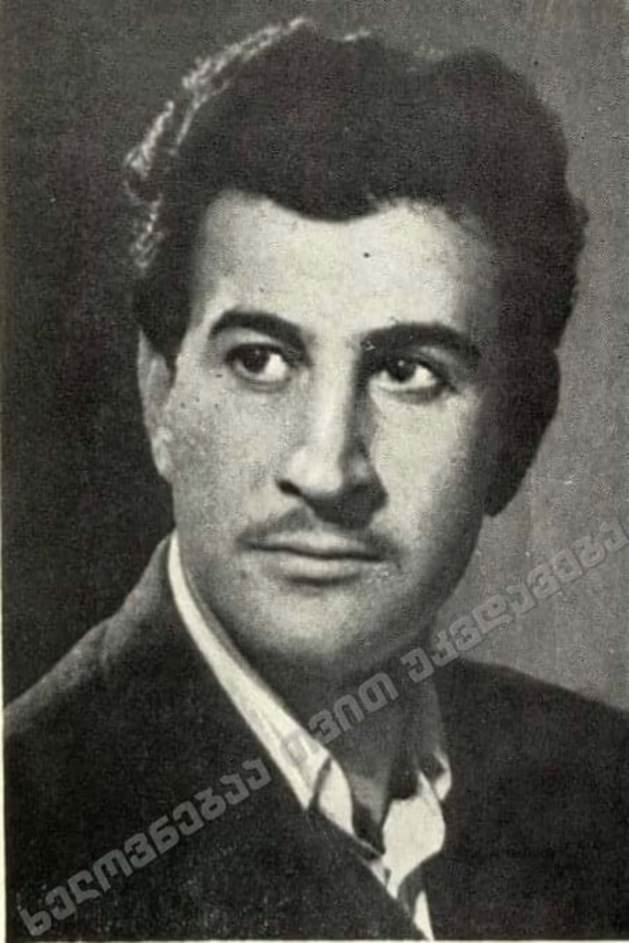 მალხაზ ბებურიშვილი as Otari in Crucified Island