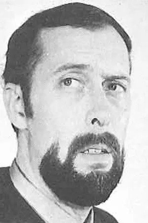Ron Weyand as E.J. Hume in Shamus