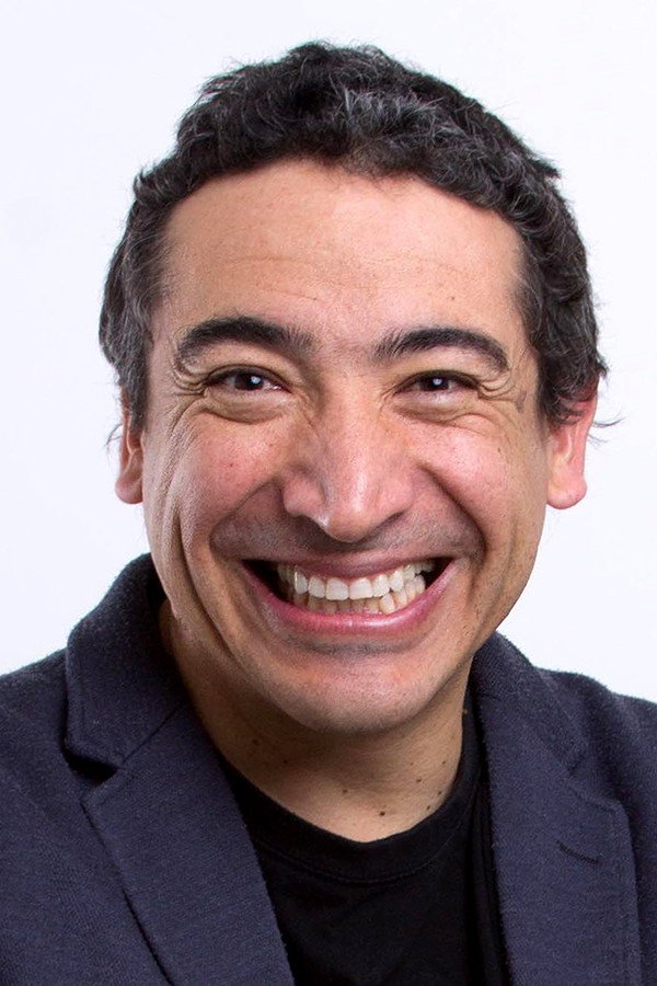 Rodrigo González as Indian Chief in Che Kopete: The Movie