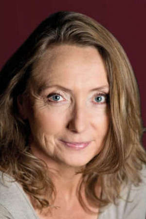 Joanna Fertacz as Woman in Taxi A