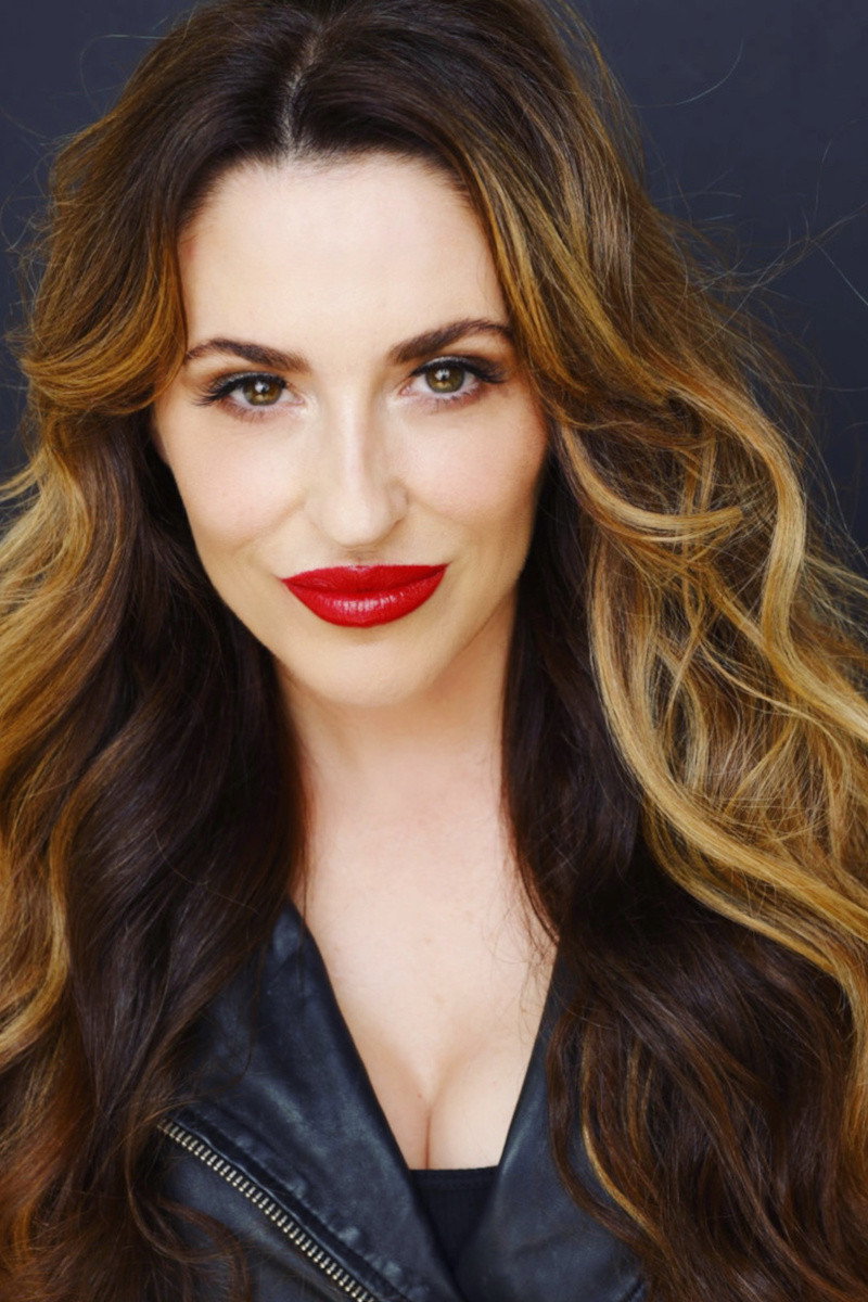 Elle Newlands as Stacy in Archetype