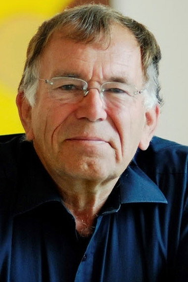 Jan Gehl as Self in Urbanized