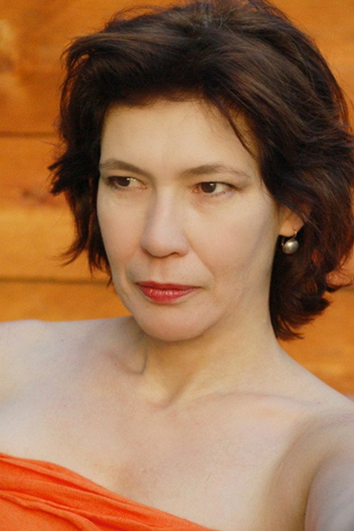 Giovanna Bozzolo as Mia Schwarzenbach in Kommissar Rex - Eiszeit