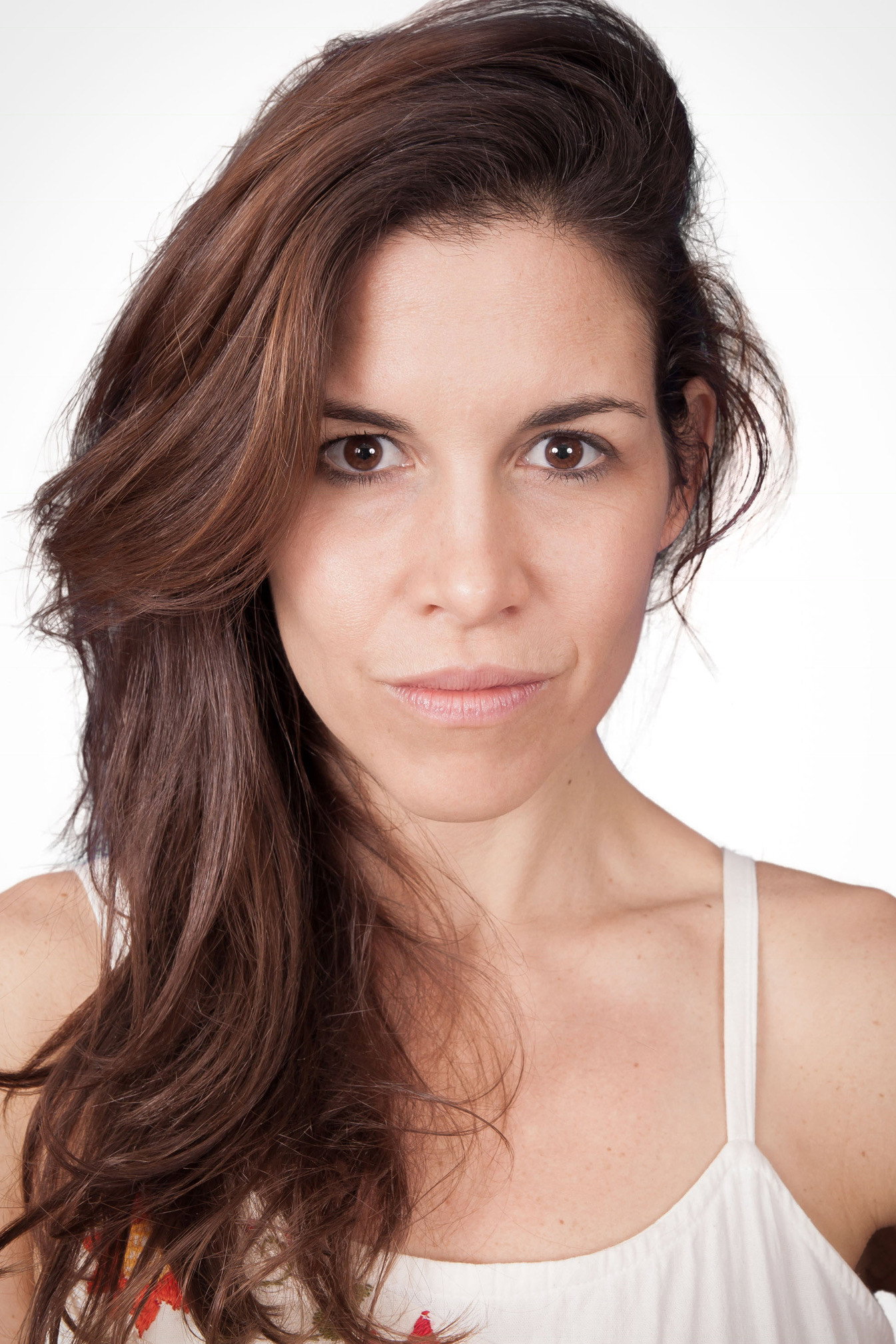 Veronica del Cerro as Lisa in See You on Venus