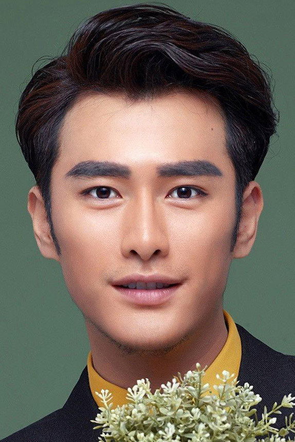 Zhu Zixiao as 朱天祥 in Lucky Tianbao