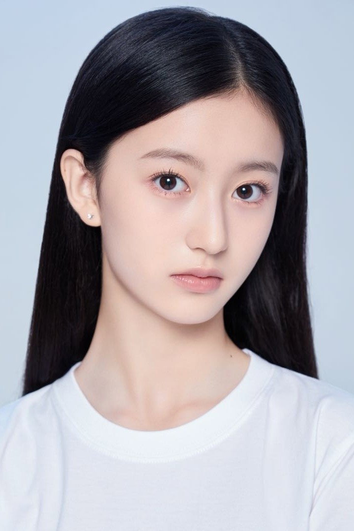 裴佳欣 as Jia Lan in Duel on Mount Hua
