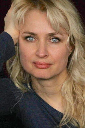 Tatiana Gontcharova as La mère in The Lobster's Cry