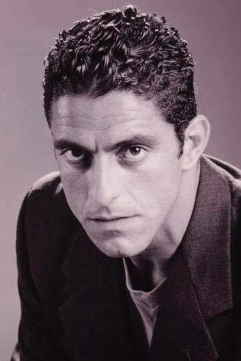 Alessandro Borgese as Rodolfo in Piano 17