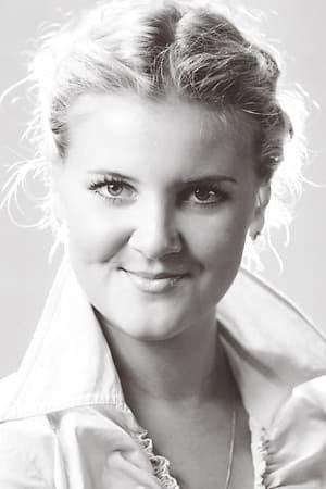 Ольга Жевакина as Nadya in The Cyberfarm