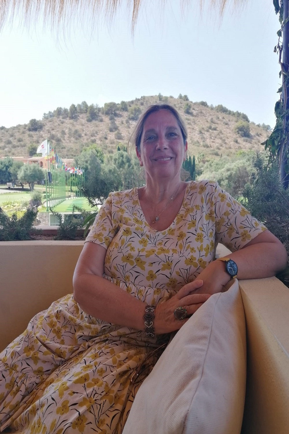 Blanca Mulet as Madre in Estrets