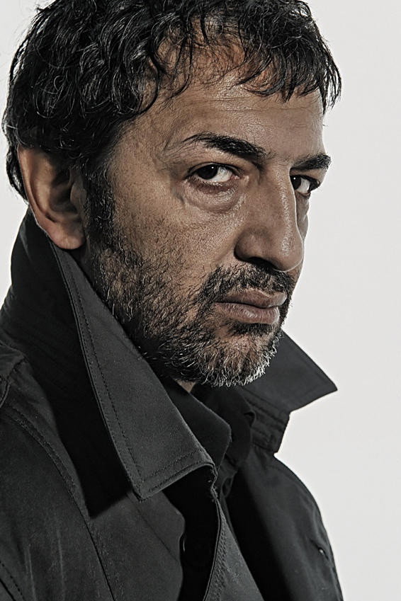 Moussa Maaskri as Eldin in 10