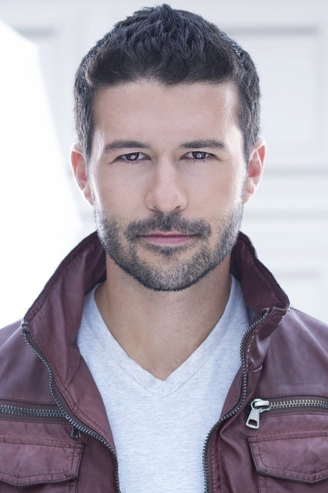 Ryan W. Garcia as Bryce in Not Looking