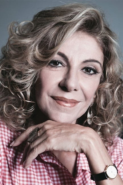 Marília Pêra as Genuína "Genu" Miranda in Lua Cheia de Amor