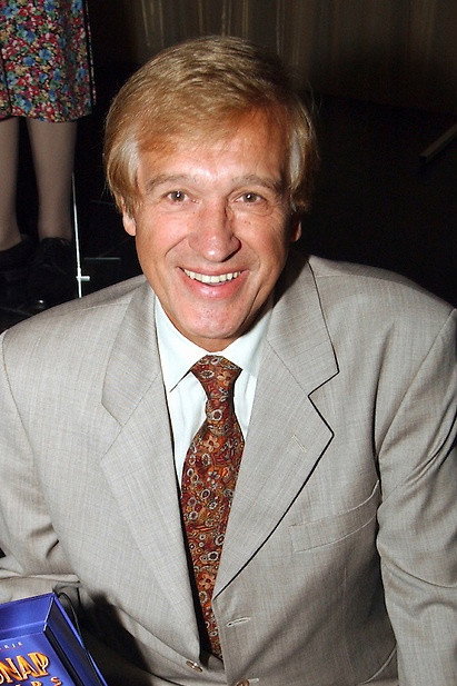 Dick Rienstra as Haverkamp in Het meisje met de blauwe hoed