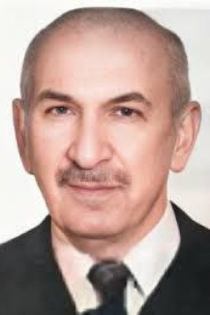Abbas Nazeri as Maryam's Uncle in Resting Against the Wind