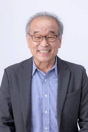 山崎大輔 as Bar Patron in Zero Woman: The Accused