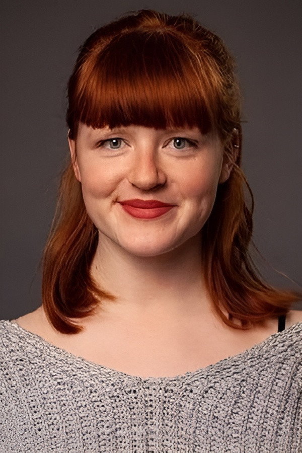 Pauline Fuchs as Carla in Spook Inn