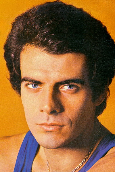 Mário Gomes as Orlando Cardoso (Nando) in Guerra dos Sexos