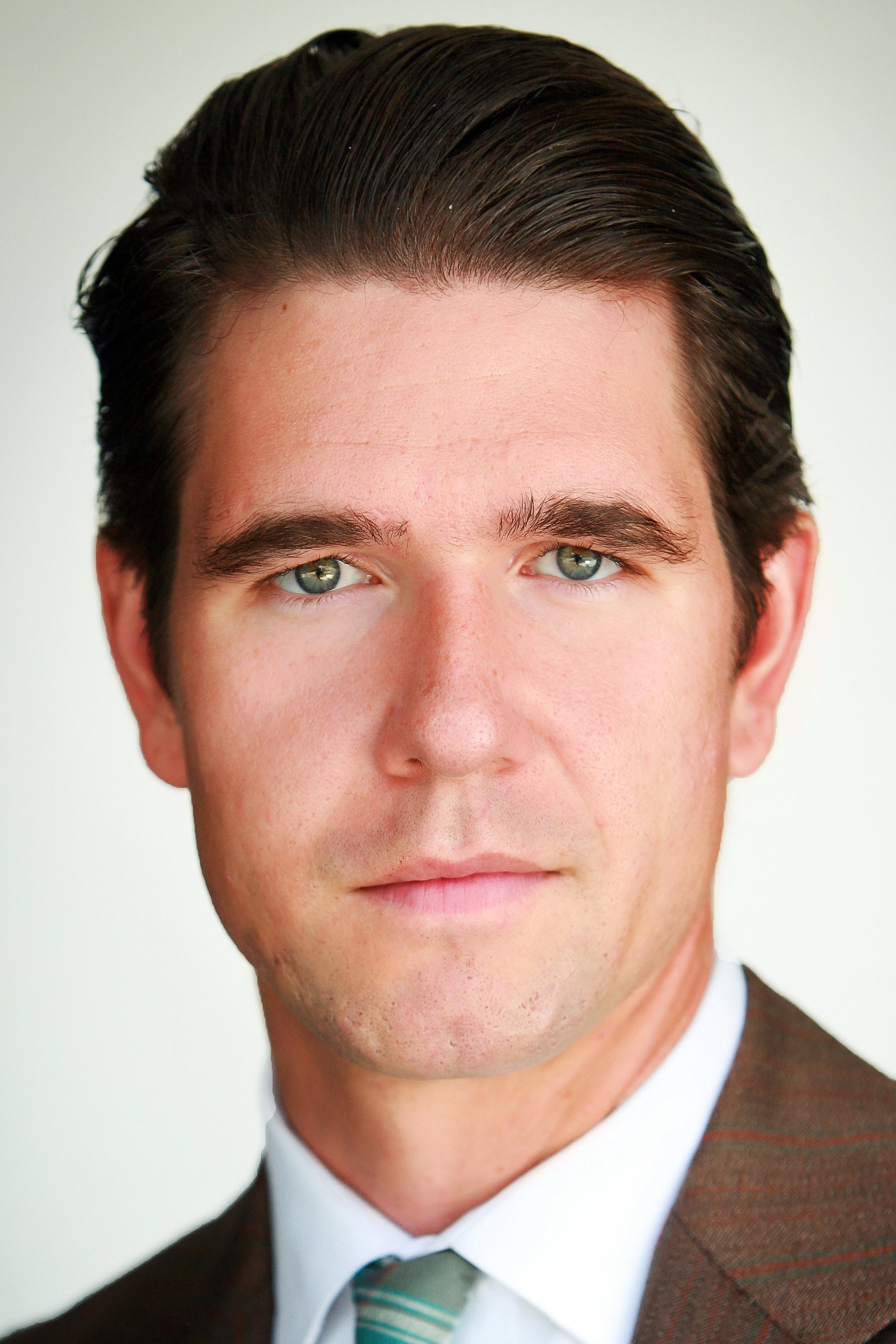 Stefan Rollins as Commish in Gerri Curls
