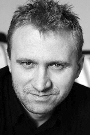 Piotr Kaźmierczak as coach in Broys