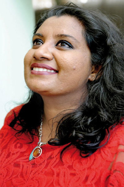 Duleeka Marapana as Anjula Samarasekara in Daruwane