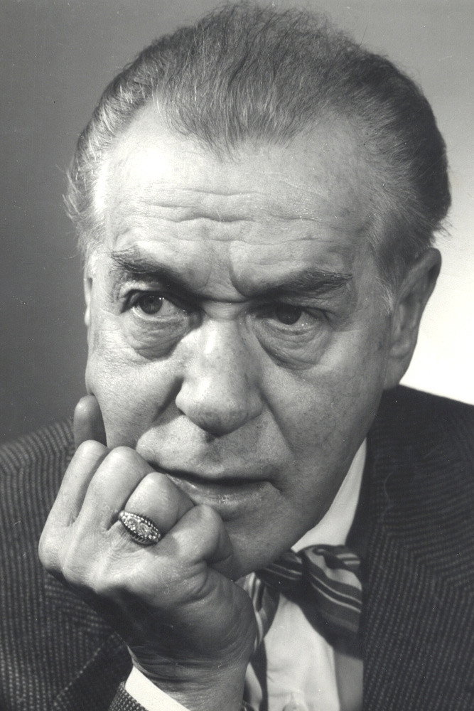 Eduard Kohout as Self in Il principe dei attori aneb Herecký kníže z Kampy