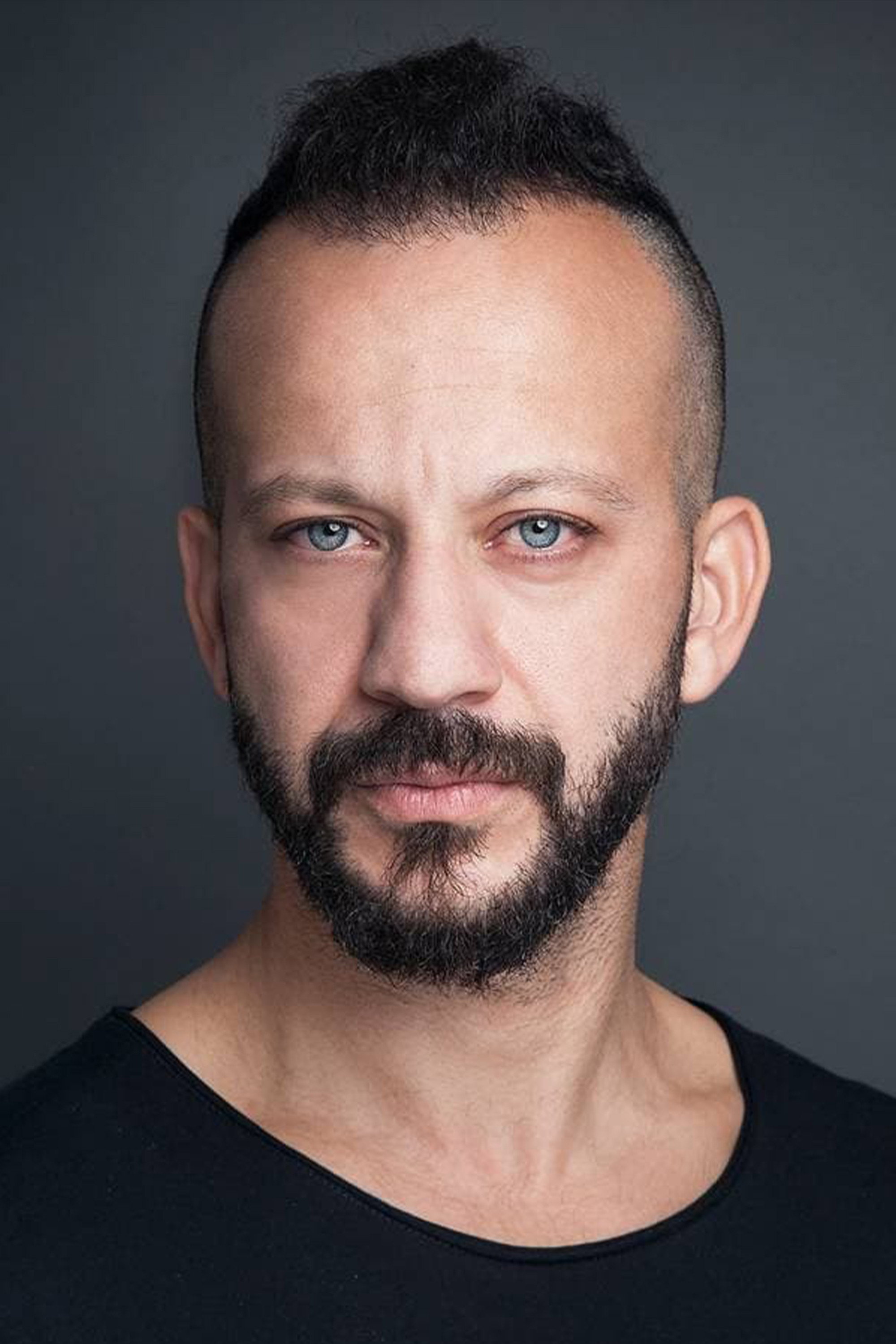 Rıza Kocaoğlu as Yasin 'Kibrit' Ulutas in Karadayi