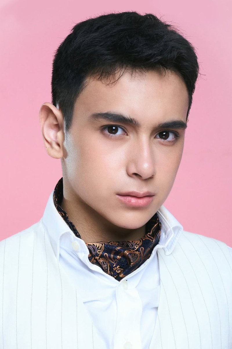 Heath Jornales as Miguel Miraflor in You’re My Favorite Song