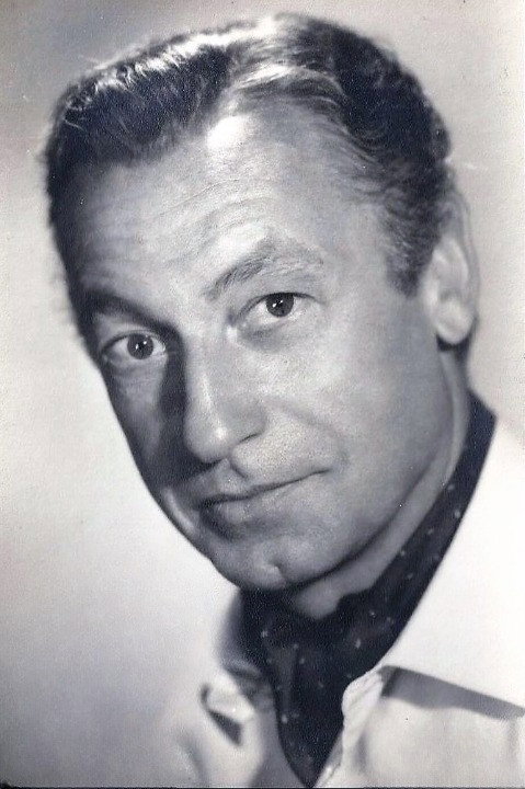 Maurice Marsac as Rene in Tarzan and the Trappers