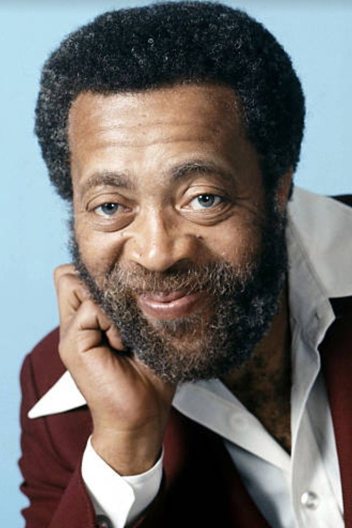 Whitman Mayo as Grady Wilson in Grady