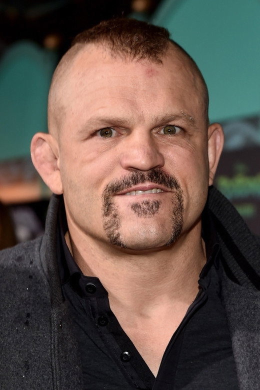 Chuck Liddell as Himself in The 60 Yard Line