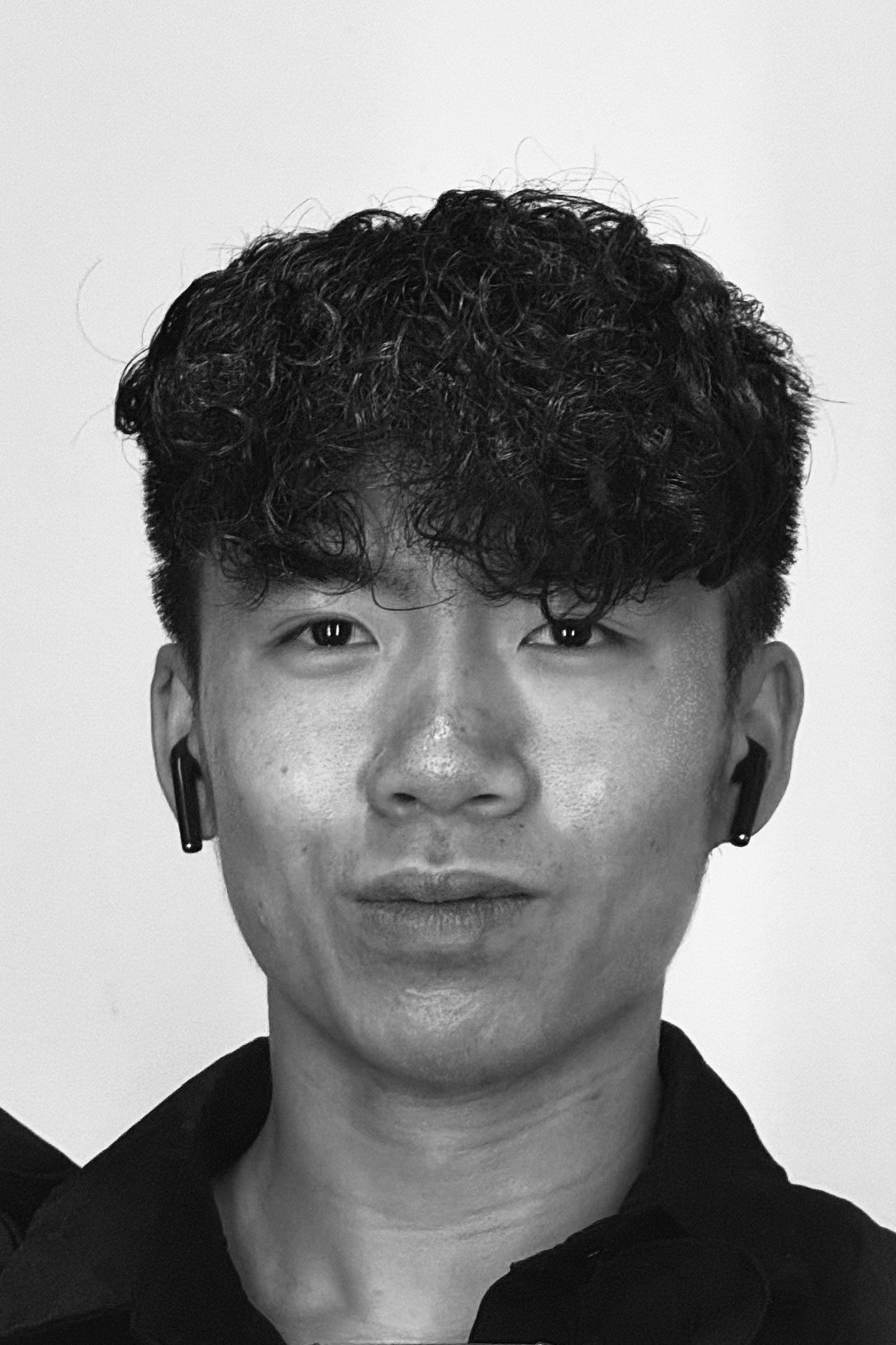 Minh Ngo as Observer #4 in HAMMERHEAD