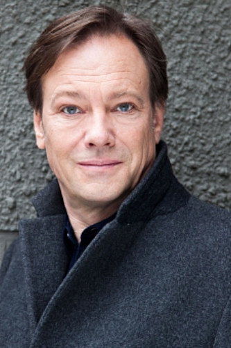 Rainer Will as Bobby in Die Musterknaben 2