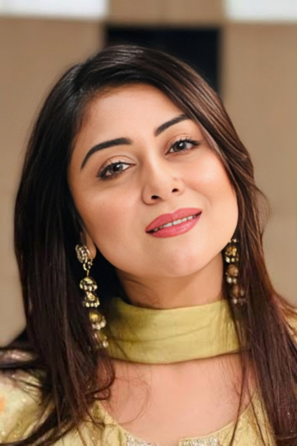 Falaq Nazz as Nafisa in Chote Nawab