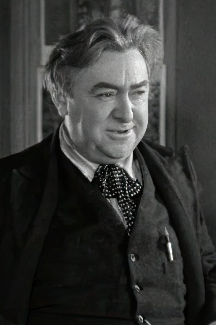 Charles Granval as Papa Rousset in Blanchette
