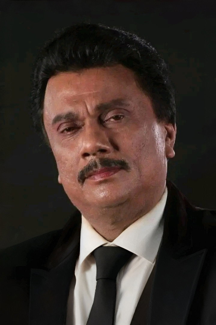 Sampath Tennakoon as Sinhala teacher in Tsunami