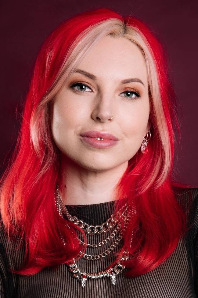 Jessica Messenger as Beth in Wasteland