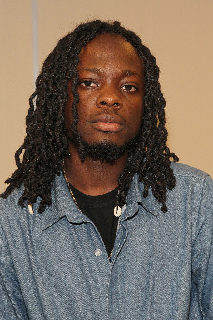 Oswin Benjamin as D in The Forty-Year-Old Version