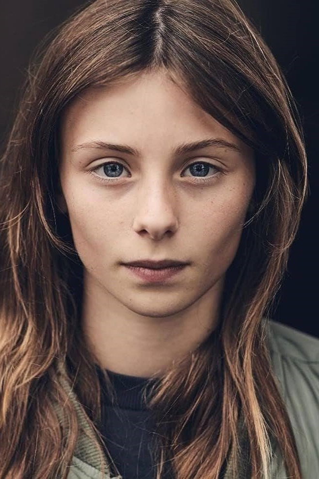 Cecilia Loffredo as Tania in Mysteriet på Bornholm
