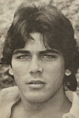 Antônio Fonzar as Guina in Pecado Horizontal