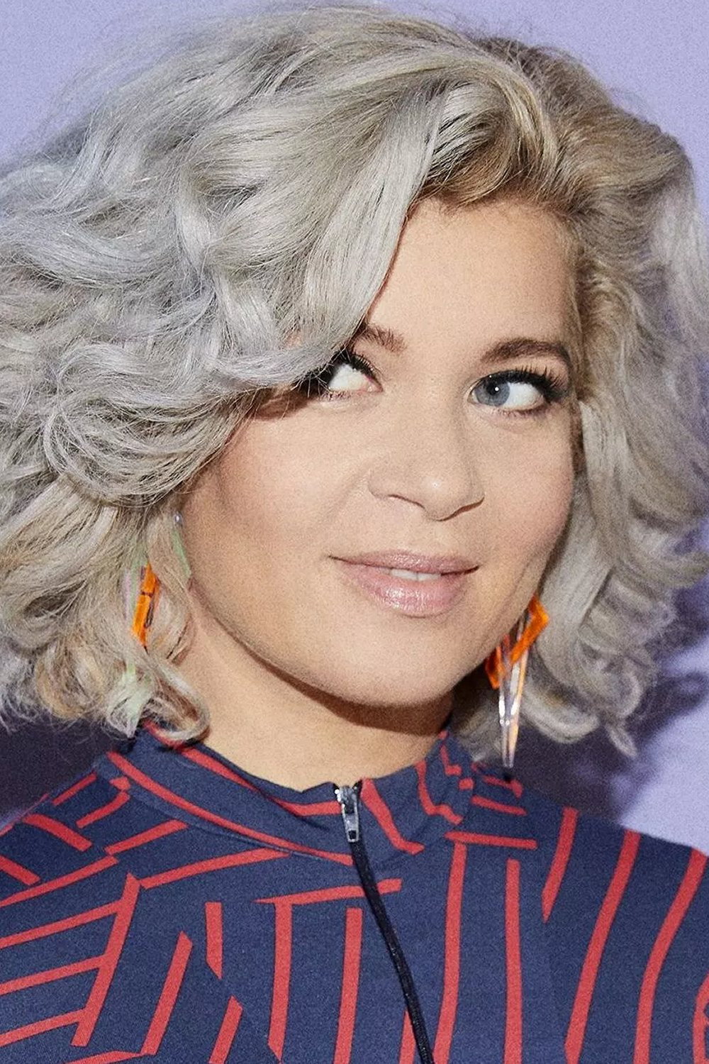Sara Bro as Vært in Dansk Melodi Grand Prix