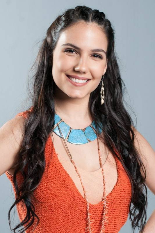 Rayana Carvalho as Pilar Araripe in Rebel Rio