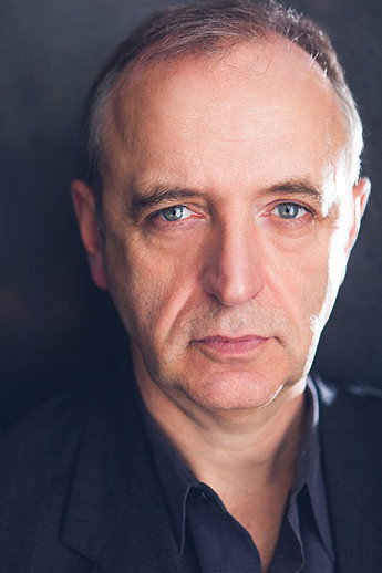 Richard Toth as George in Mandragora
